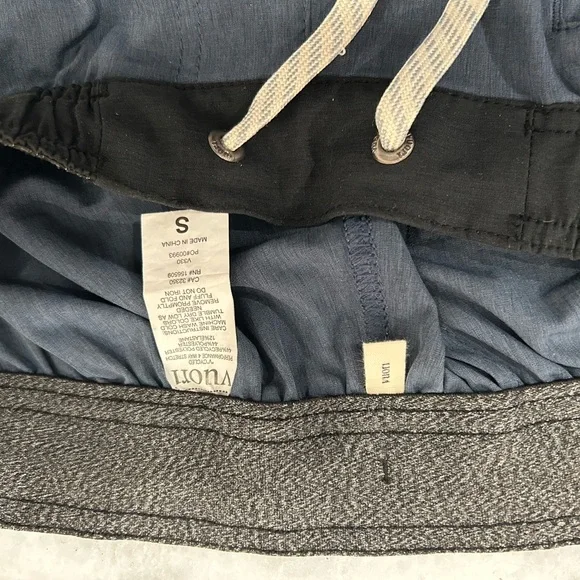 Vuori Banks Men's Blue Shorts - Picture 3 of 3